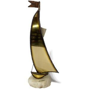 De Mott Sailboat Single Sale On Onyx Base 15 Inches High New With Tag